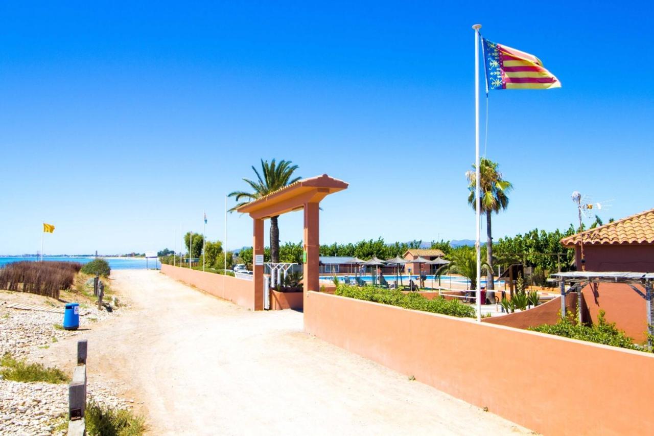 Camping Tres Estrellas Mediterraneo Чильчес Экстерьер фото