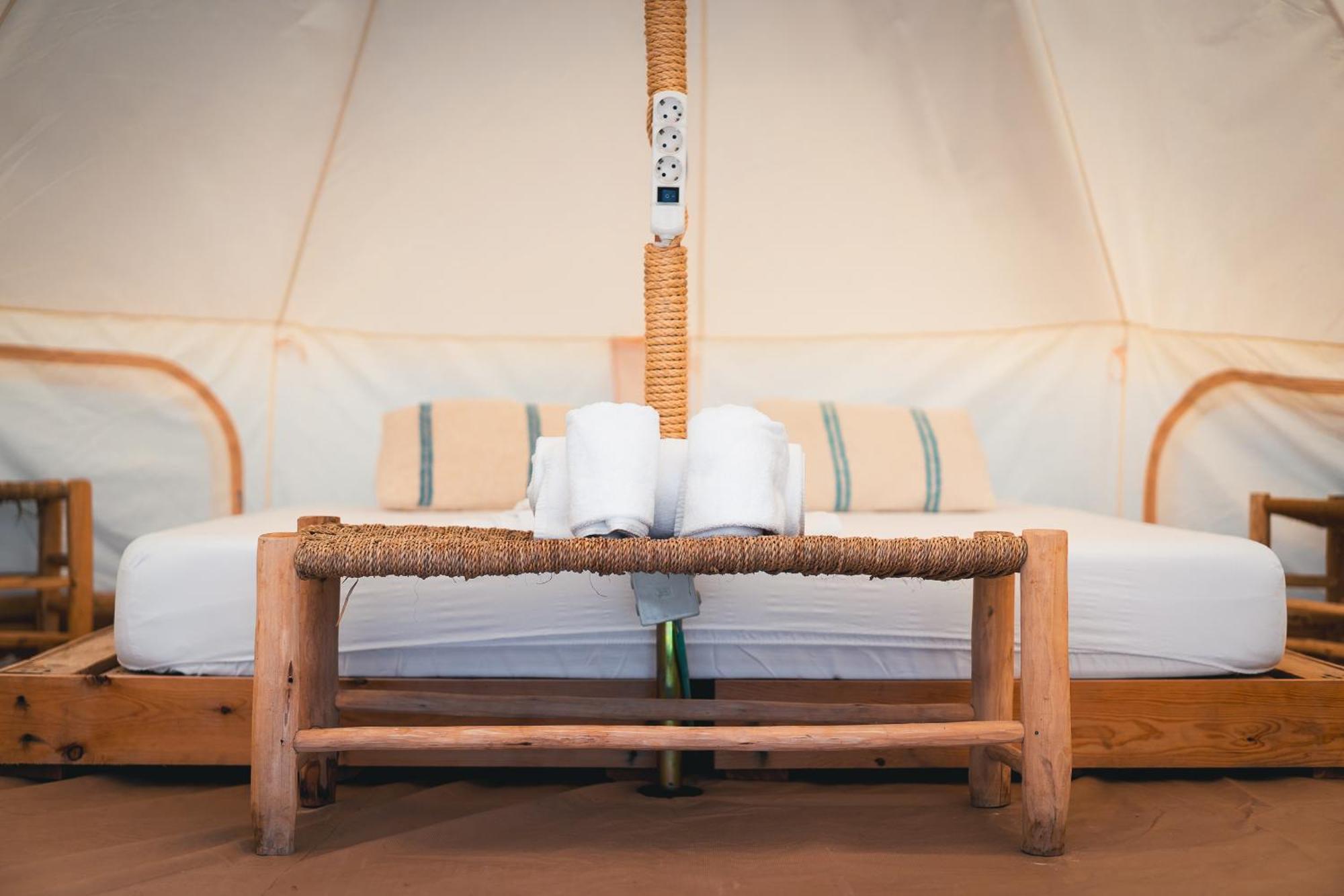Camping Tres Estrellas Mediterraneo Чильчес Экстерьер фото