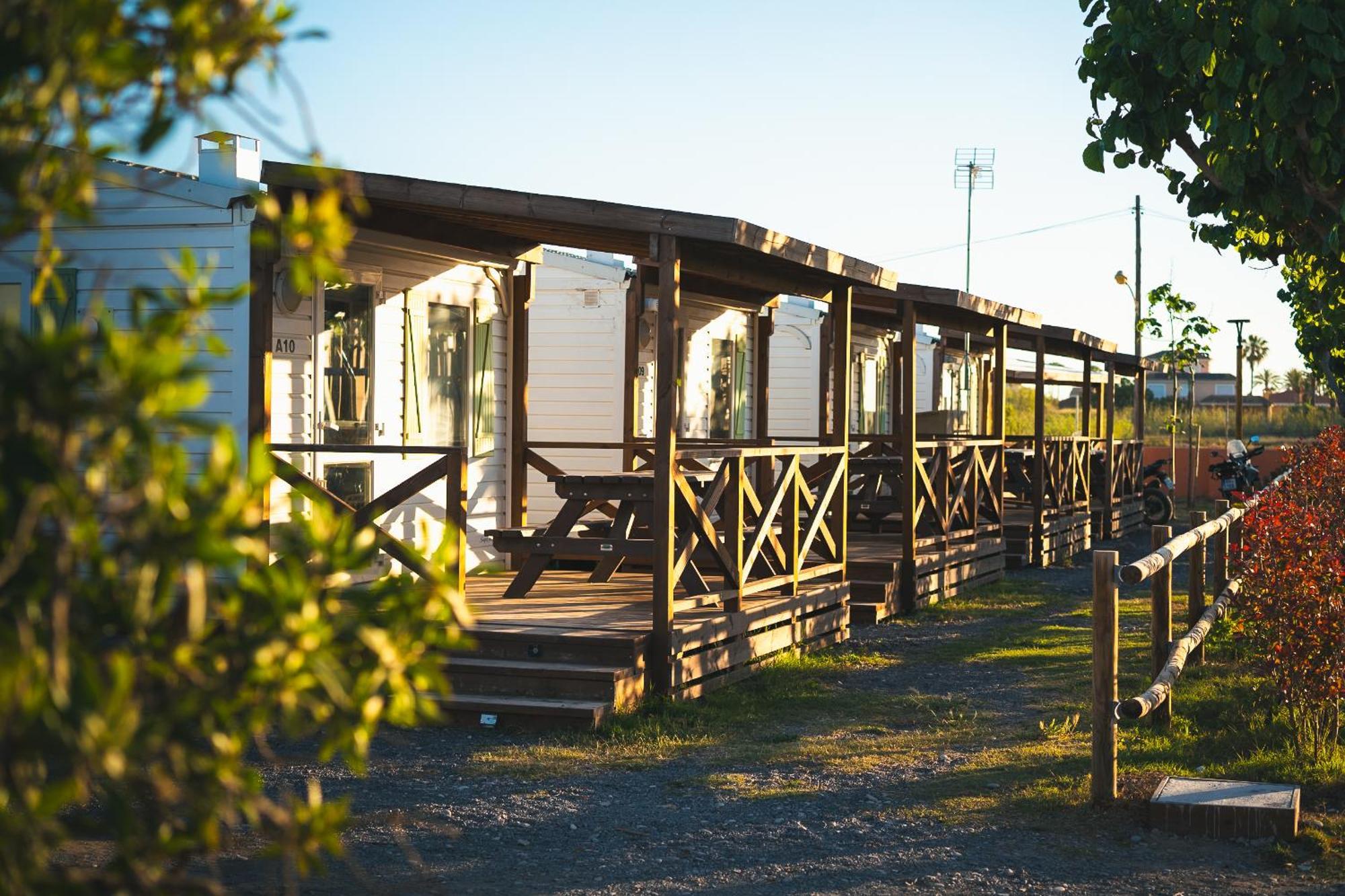 Camping Tres Estrellas Mediterraneo Чильчес Экстерьер фото