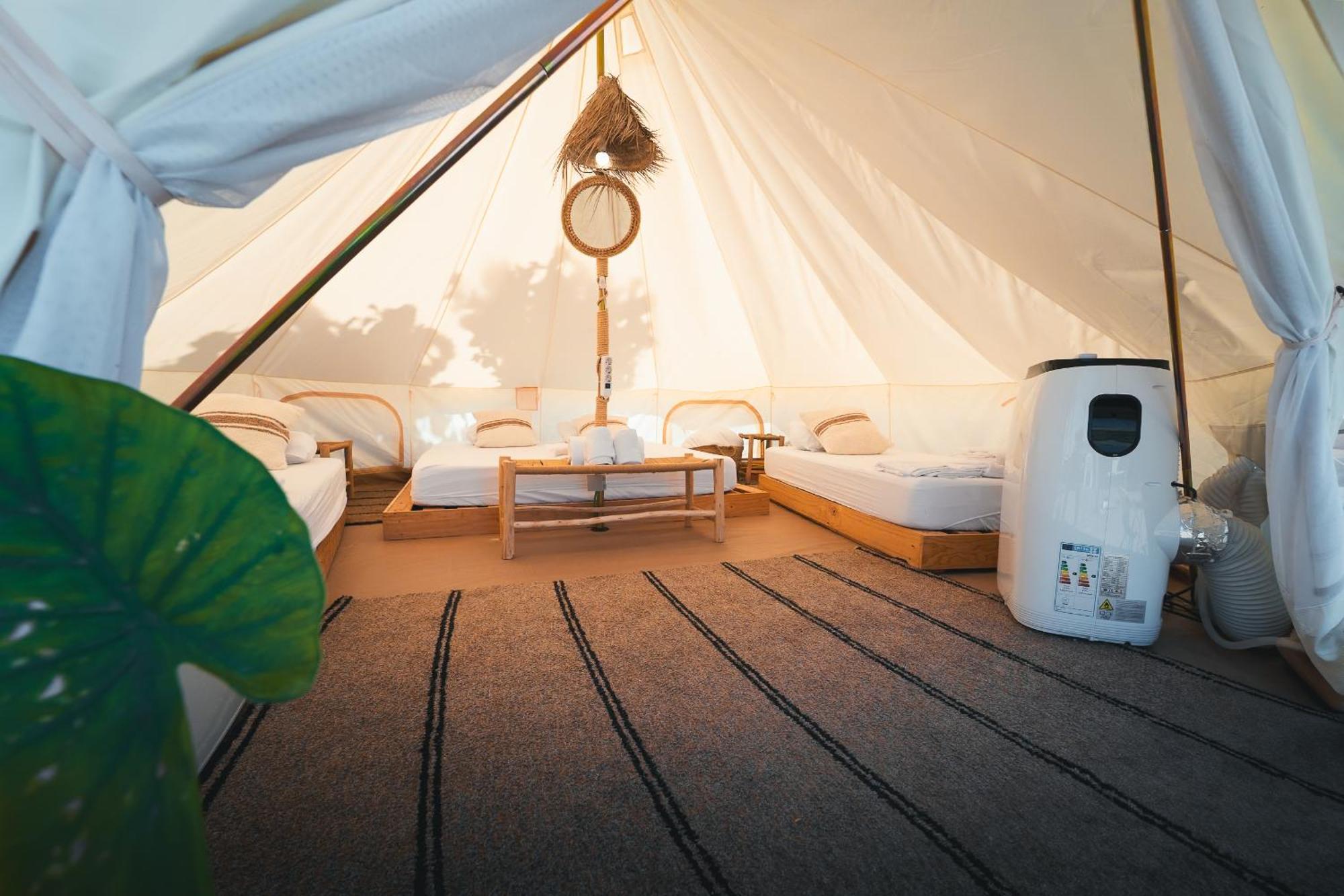 Camping Tres Estrellas Mediterraneo Чильчес Экстерьер фото